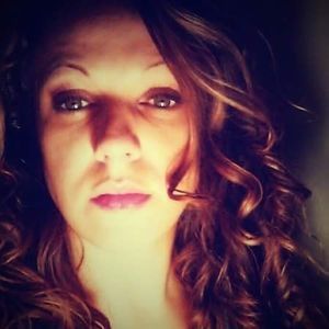 Meet your Posher, Alisha